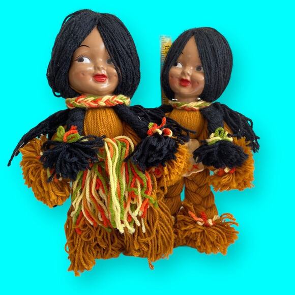 Yarn Dolls Native American, Braided Black Hair, Multicolor Clothes 15” Vtg - Picture 6 of 11